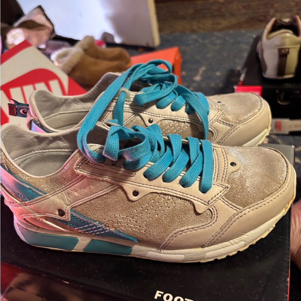 Diesel Y2K White and Blue Sneakers Retro Style